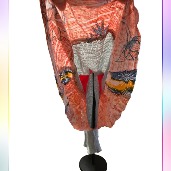 XS Free People We The Free Friday Fever Red & Gray Boho Top with Floral Sleeves - Picture 6 of 13